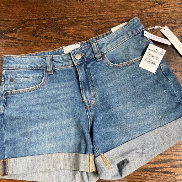 Caslon Cuffed Boyfriend Blue Denim Jean Shorts  5 Pocket Zip Front - Picture 2 of 8